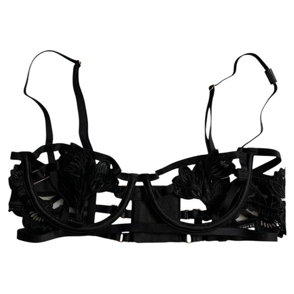 Victoria's Secret  Very Sexy Embroidered Balconette Bra, 32C - Picture 1 of 10